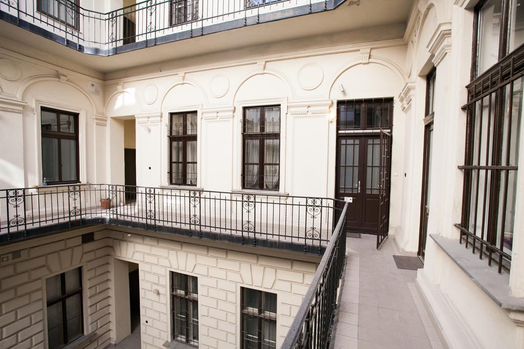 Agora Apartment Budapest Exterior photo